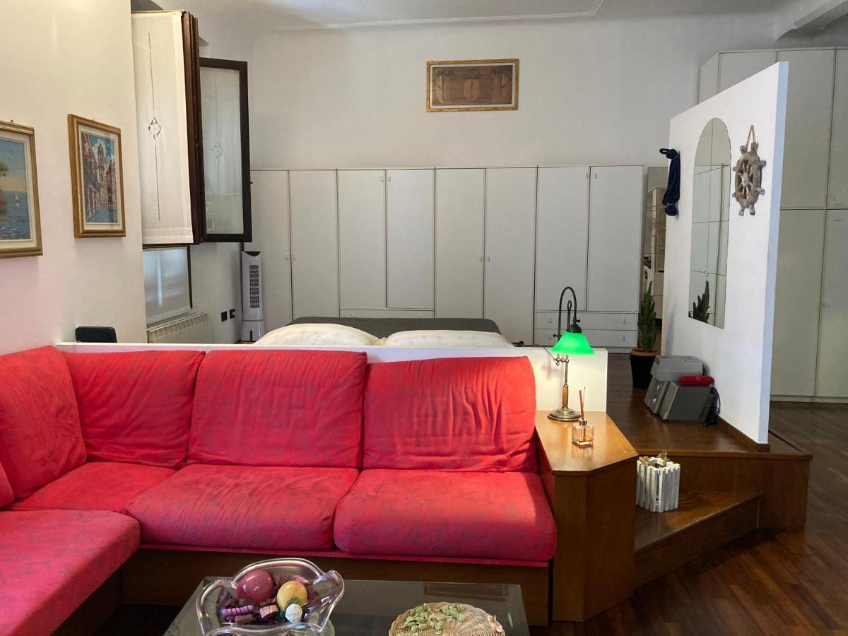 Loft Aviation Vicino Malpensa Appartement Gallarate Buitenkant foto